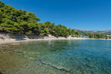 Seafront Villa with Saltwater Pool in Orebić