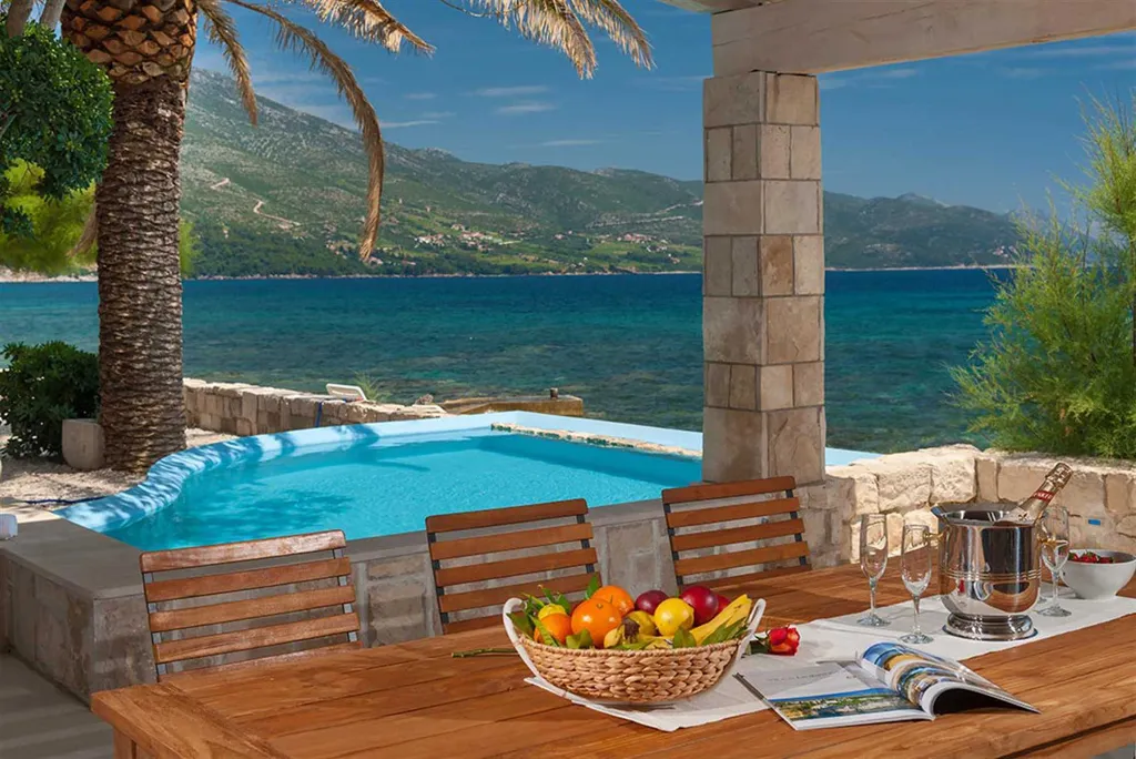 Seaside Villa with Infinity Pool in Orebić