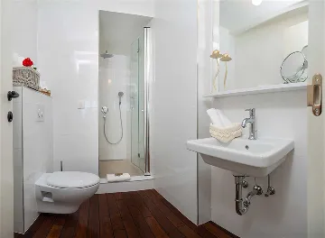 Seaside Villa with Infinity Pool in Orebić