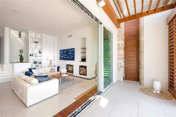 5-Bedroom Villa in Brela with Heated Pool