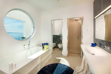 5-Bedroom Villa in Brela with Heated Pool