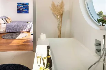 5-Bedroom Villa in Brela with Heated Pool