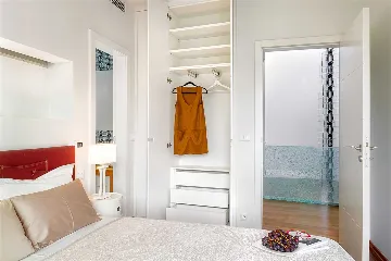 5-Bedroom Villa in Brela with Heated Pool