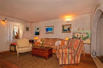 Air-Conditioned 2-Bedroom Villa in Bratuš for 5