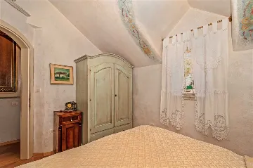 Air-Conditioned 2-Bedroom Villa in Bratuš for 5