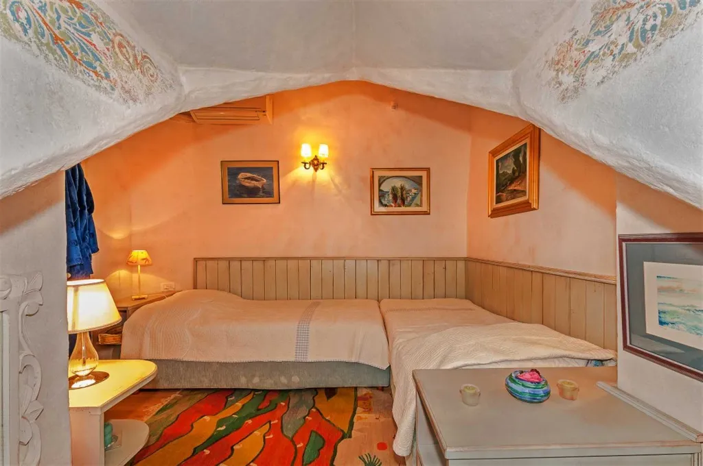Air-Conditioned 2-Bedroom Villa in Bratuš for 5