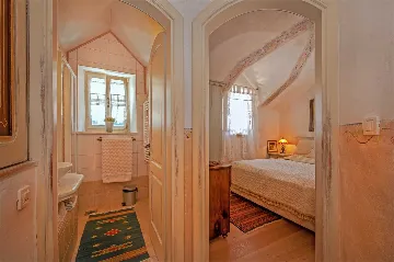 Air-Conditioned 2-Bedroom Villa in Bratuš for 5