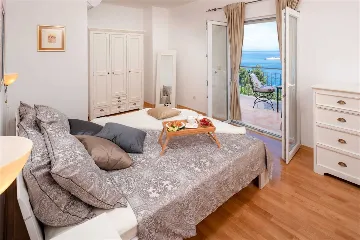 4-Bedroom Villa in Prigradica with Private Sea Deck