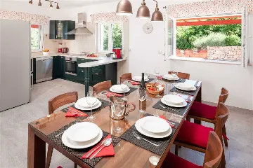 4-Bedroom Villa in Prigradica with Private Sea Deck