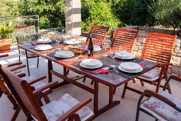 4-Bedroom Villa in Prigradica with Private Sea Deck