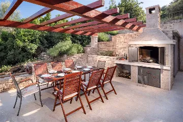 4-Bedroom Villa in Prigradica with Private Sea Deck