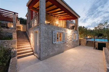 4-Bedroom Villa in Prigradica with Private Sea Deck
