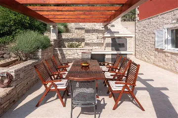 4-Bedroom Villa in Prigradica with Private Sea Deck