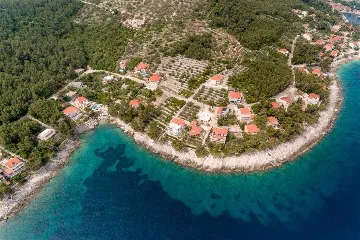 4-Bedroom Villa in Prigradica with Private Sea Deck