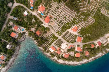 4-Bedroom Villa in Prigradica with Private Sea Deck