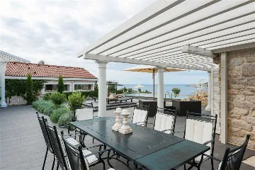 Stone Villa with Heated Pool in Drvenik Mali