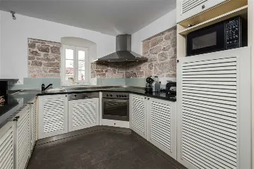 Stone Villa with Heated Pool in Drvenik Mali