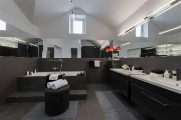 Stone Villa with Heated Pool in Drvenik Mali