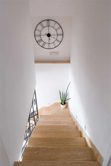 3-Bedroom Stone Villa with Pool in Murvica