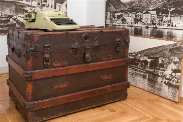 3-Bedroom Stone Villa with Pool in Murvica