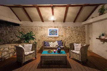 2-Bedroom Villa with Pool in Bol