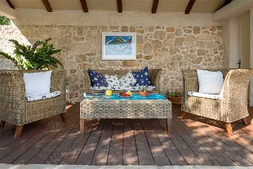 2-Bedroom Villa with Pool in Bol