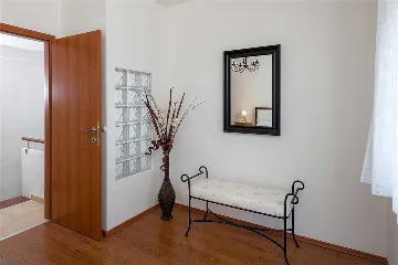 2-Bedroom Villa with Pool in Bol