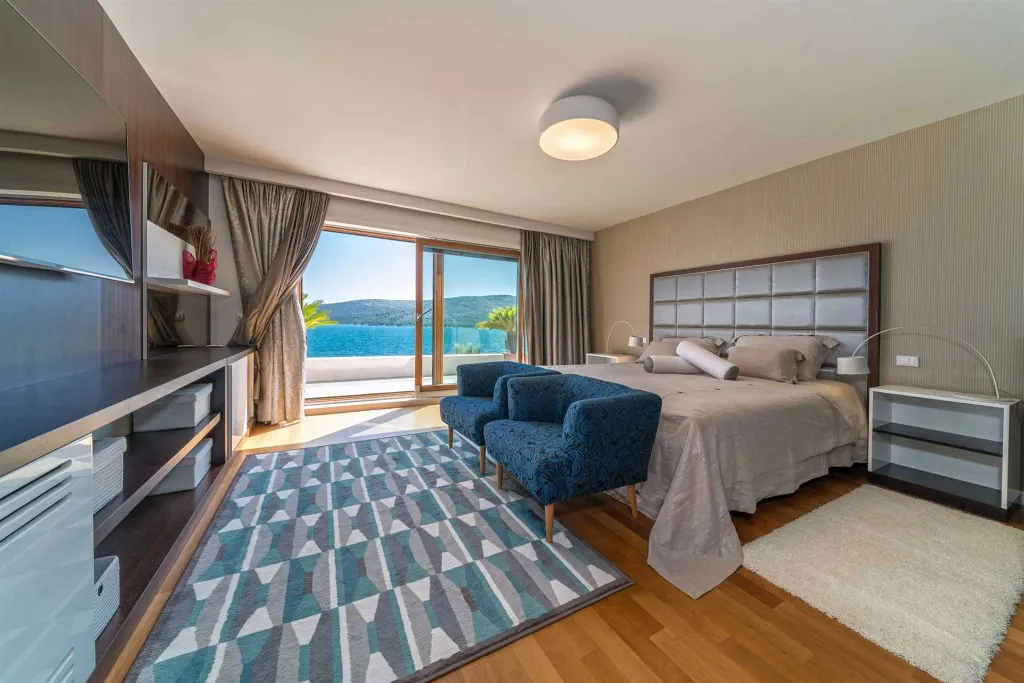 Seget Donji Villa with Pool, Sauna & Sea Access