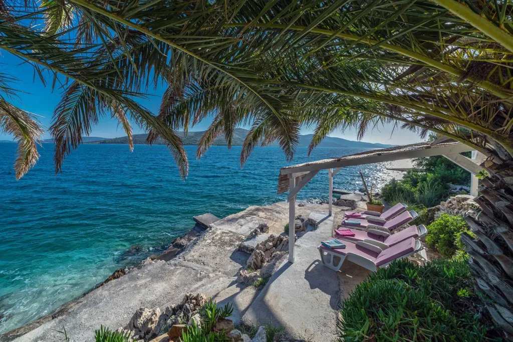 Seget Donji Villa with Pool, Sauna & Sea Access
