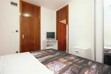 8-Bedroom Villa in Orebić near Trstenica Beach