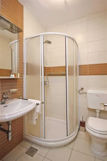 8-Bedroom Villa in Orebić near Trstenica Beach