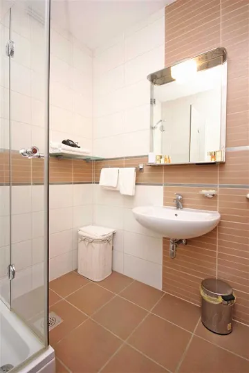 8-Bedroom Villa in Orebić near Trstenica Beach