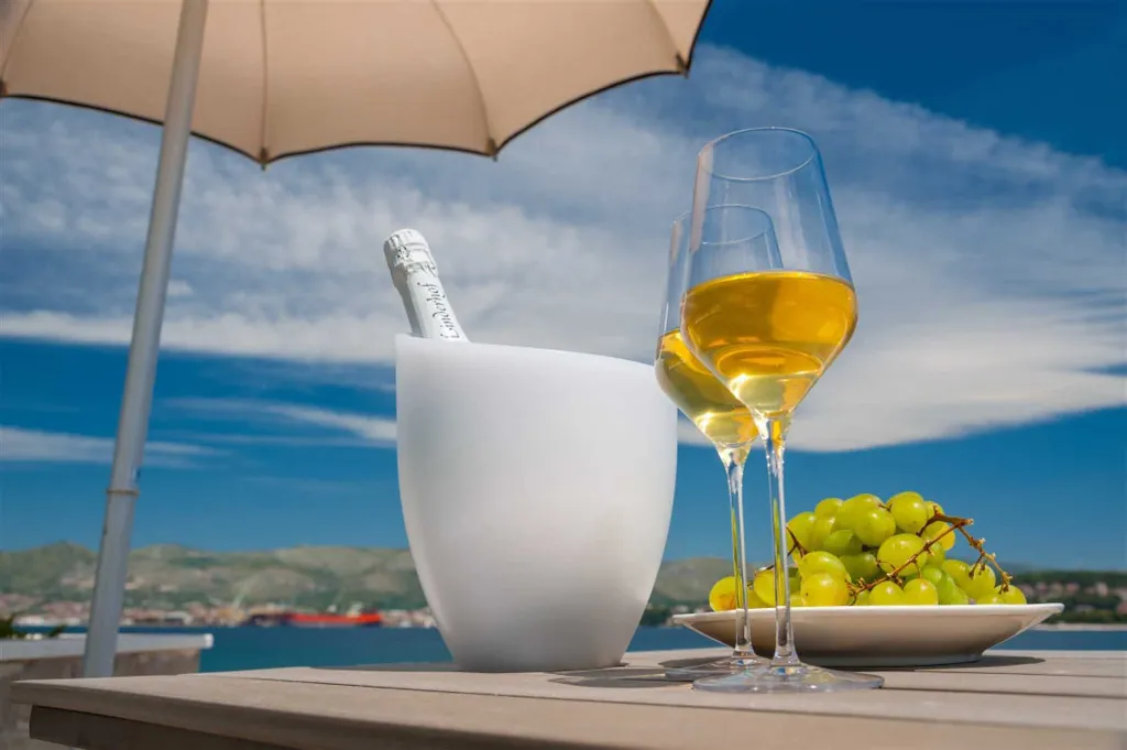 Okrug Gornji Villa for 11 with Indoor & Outdoor Pools