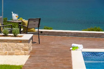 Okrug Gornji Villa for 11 with Indoor & Outdoor Pools