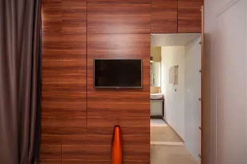 Okrug Gornji Villa for 11 with Indoor & Outdoor Pools