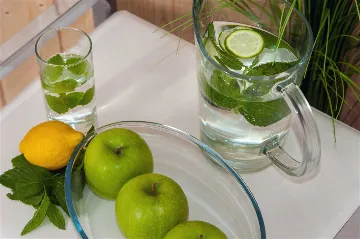 Okrug Gornji 6-Bedroom Villa for 11 Guests