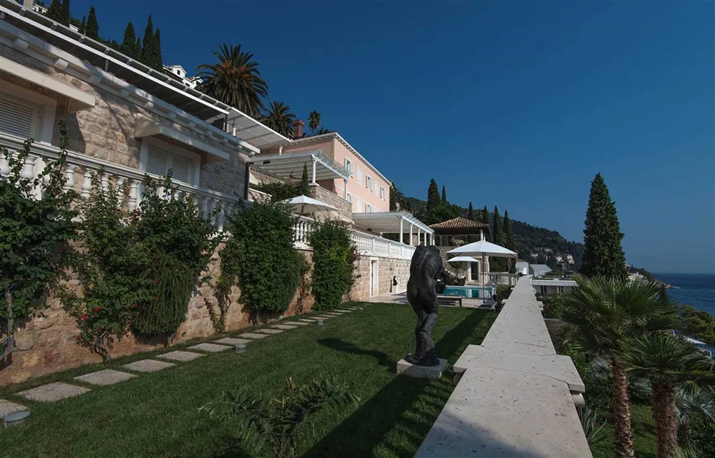 Dubrovnik 6-Bedroom Villa with Heated Pool and Spa
