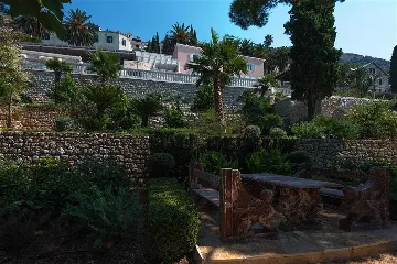 Dubrovnik 6-Bedroom Villa with Heated Pool and Spa