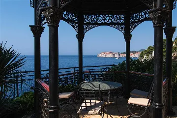 Dubrovnik 6-Bedroom Villa with Heated Pool and Spa