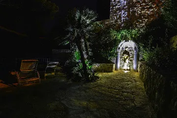 Dubrovnik 6-Bedroom Villa with Heated Pool and Spa