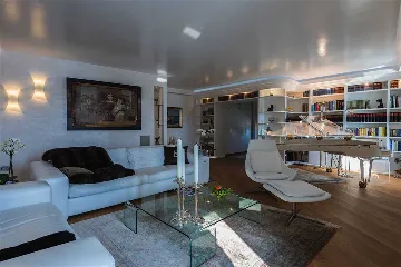 Dubrovnik 6-Bedroom Villa with Heated Pool and Spa