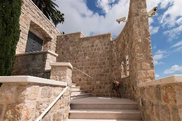 Dubrovnik 6-Bedroom Villa with Heated Pool and Spa