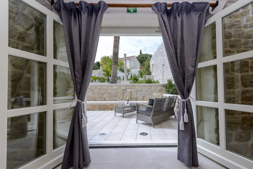 Zaton Villa for 12–14 with Pool and Private Chapel