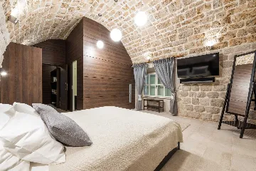 Zaton Villa for 12–14 with Pool and Private Chapel