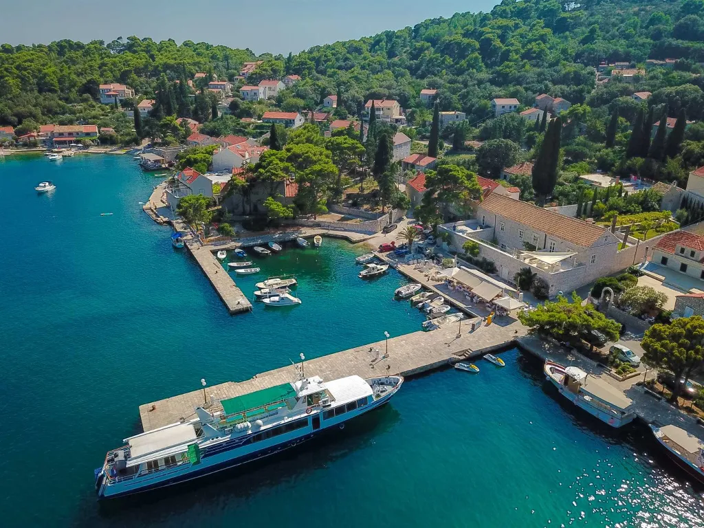 Zaton Villa for 12–14 with Pool and Private Chapel