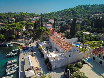 Zaton Villa for 12–14 with Pool and Private Chapel
