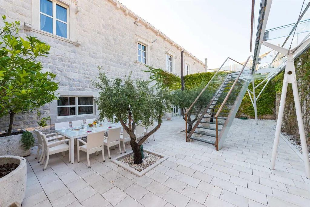 Zaton Villa for 12–14 with Pool and Private Chapel