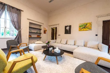 Zaton Villa for 12–14 with Pool and Private Chapel