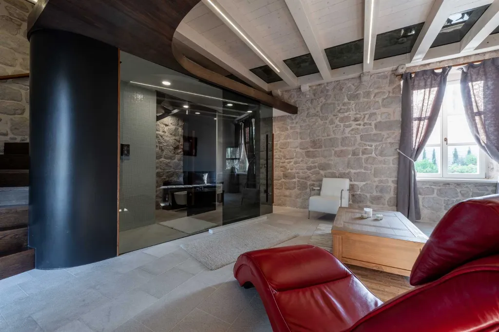 Zaton Villa for 12–14 with Pool and Private Chapel