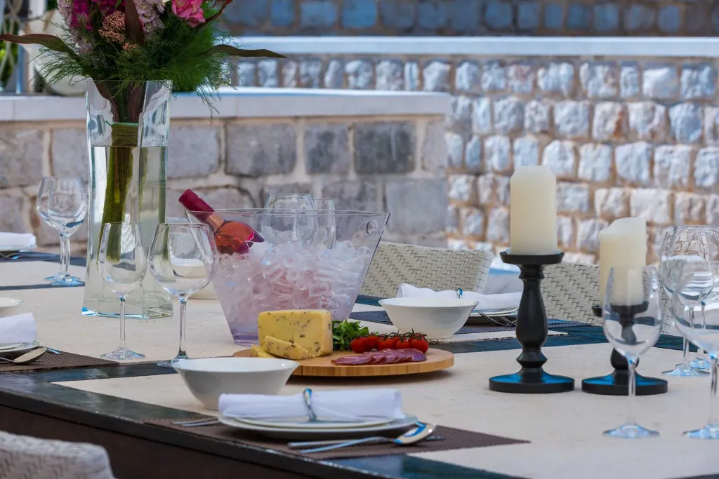 Zaton Villa for 12–14 with Pool and Private Chapel